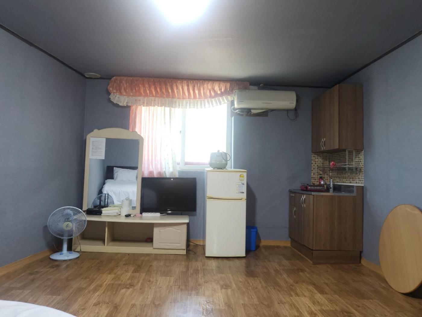 Motel Songwol Park Sokcho Zewnętrze zdjęcie
