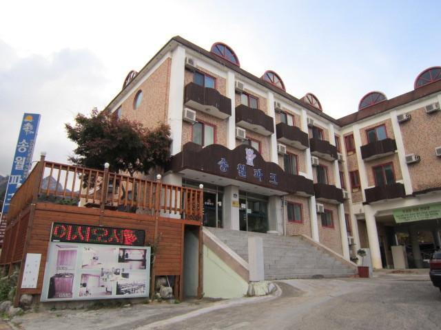 Motel Songwol Park Sokcho Zewnętrze zdjęcie