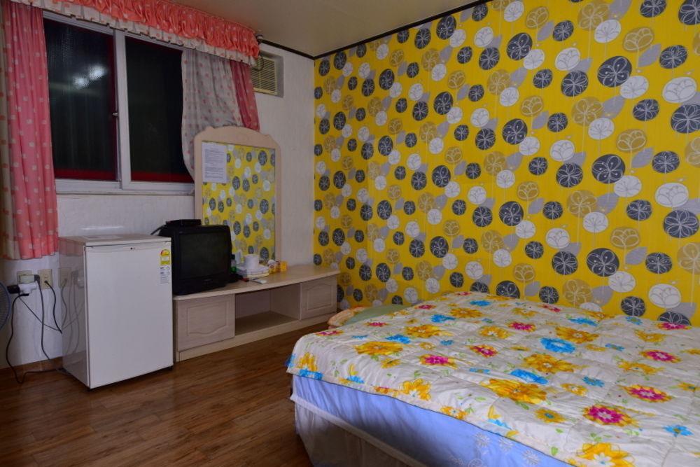 Motel Songwol Park Sokcho Zewnętrze zdjęcie